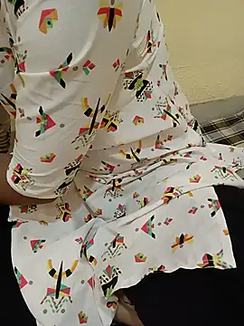 Seema yadav01 online show from 07-11-26, 05:08