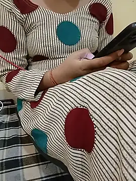 Seema yadav01 online show from 07-27-26, 05:25
