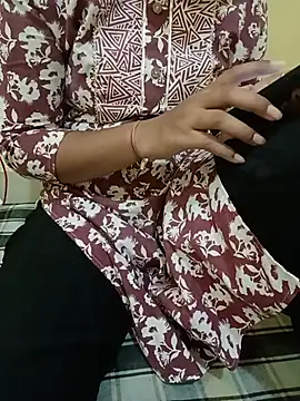 Seema yadav01 online show from 06-25-26, 05:34