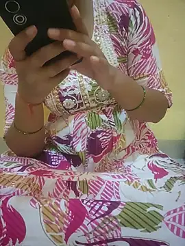 Seema yadav01 online show from 05-05-26, 04:59