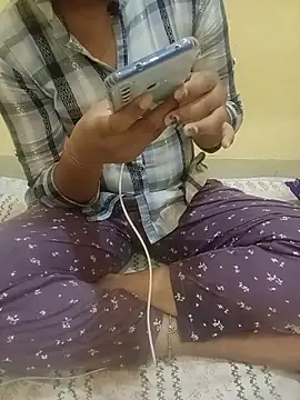 Seema yadav01 online show from 06-01-26, 05:18