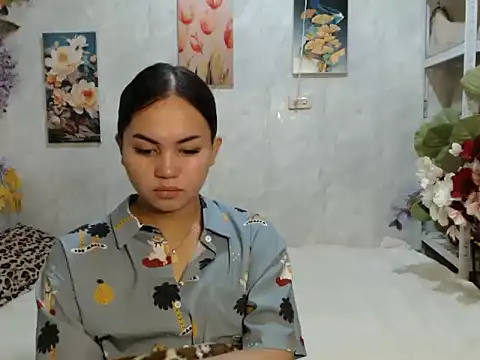 ur asiankat online show from 06-24-26, 07:11