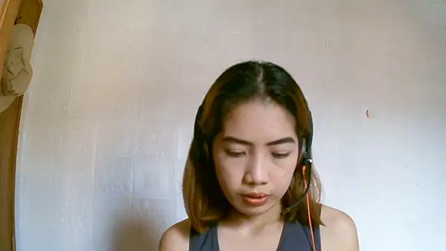 LeonieWiggains online show from 05-04-26, 06:49