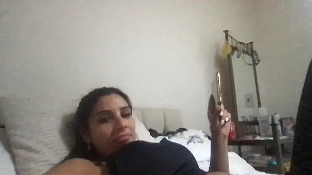 Snapshot of Miss_juicybabes chatting on 05-03-26, 08:23 Miss juicybabes online show from 05-03-26, 08:23