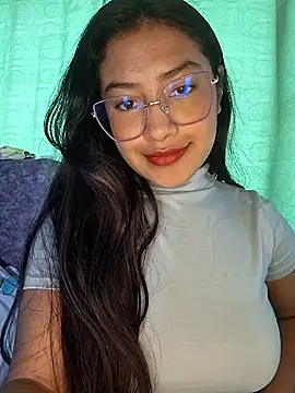 Hot Sophy  online show from 05-28-26, 12:00