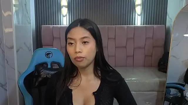 Eimy18 b online show from 07-09-26, 03:33