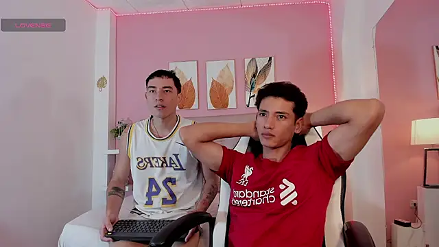 Alejo-and-Thiago online show from 06-02-26, 08:09