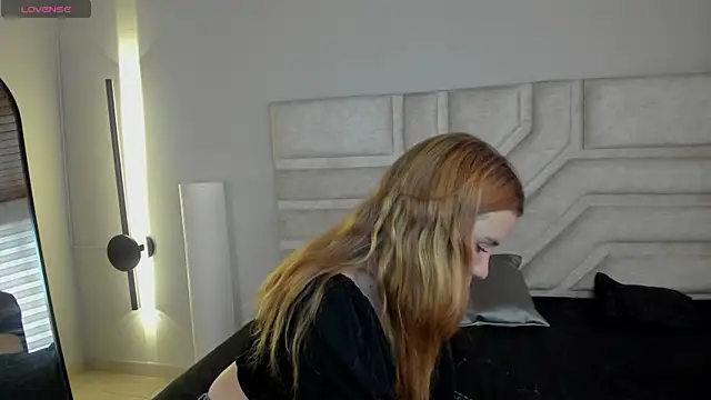  zoe 3 online show from 07-15-26, 01:18