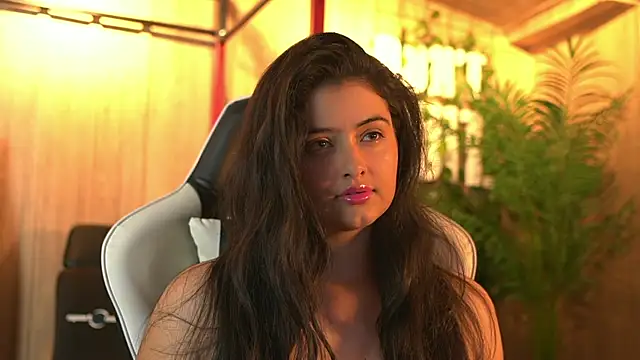 Snapshot of Madison_Flame chatting on 05-27-26, 07:32 Madison Flame online show from 05-27-26, 07:32