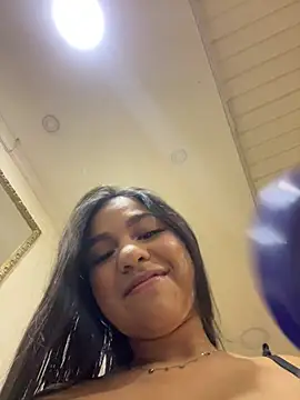 Dulcerouss   online show from 07-23-26, 11:18