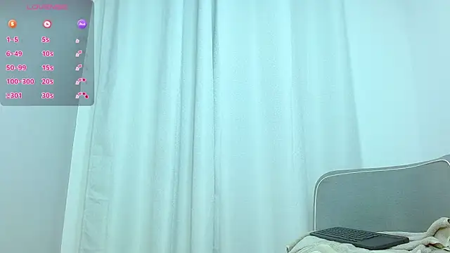 Snapshot of pielcanela361 chatting on 07-10-26, 07:41 pielcanela361 online show from 07-10-26, 07:41