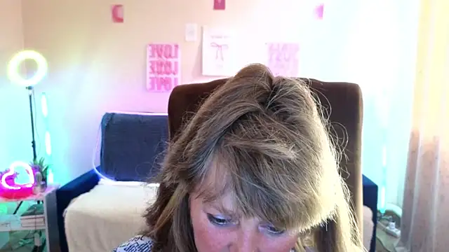 Melania Cook online show from 06-14-26, 02:40
