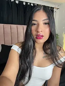 SabrinaX X online show from 05-06-26, 09:41