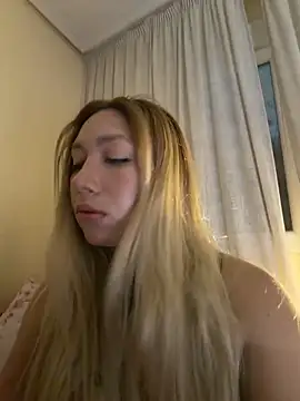 Snapshot of Barbarita2626 chatting on 05-17-26, 06:19 Barbarita2626 online show from 05-17-26, 06:19