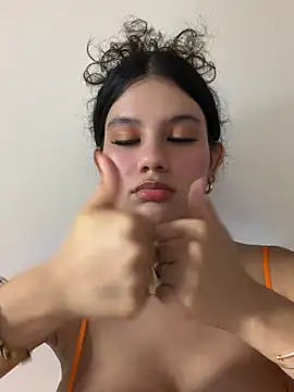 Miasecret18 online show from 05-22-26, 02:42