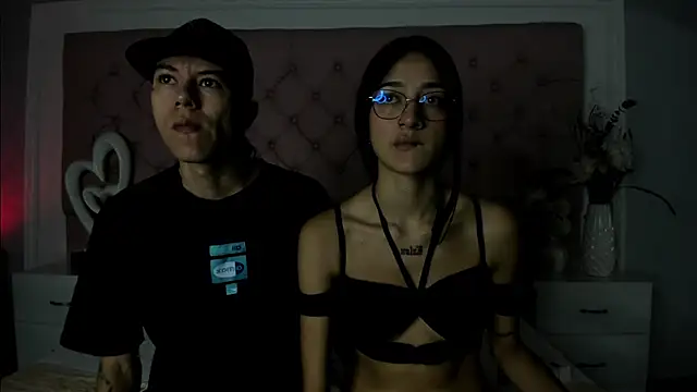 SarahDoll   online show from 05-20-26, 01:19