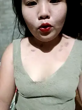 Lily Henry online show from 05-20-26, 01:52