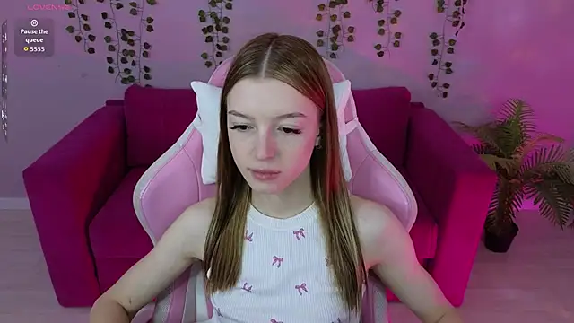 Eva Th0mpson online show from 06-12-26, 12:52