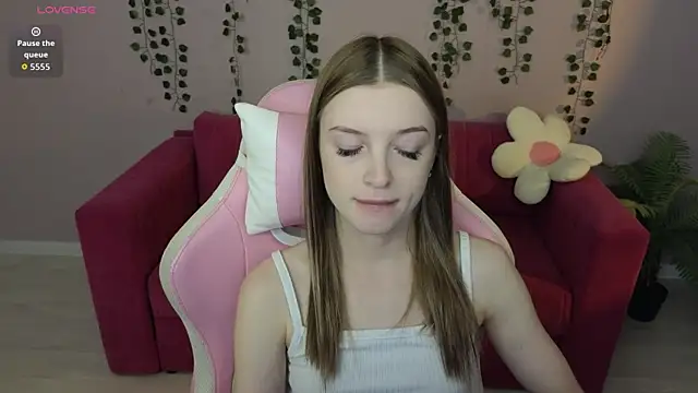 Eva Th0mpson online show from 07-14-26, 01:05