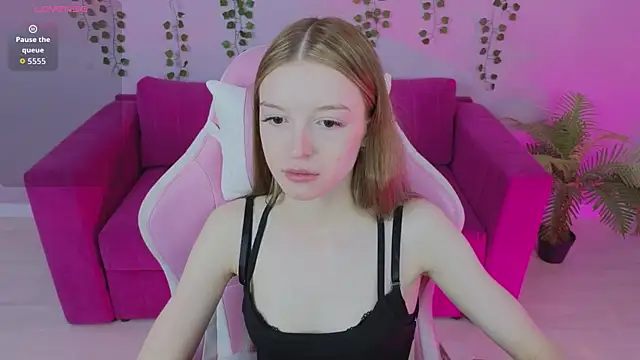 Eva Th0mpson online show from 06-05-26, 12:59