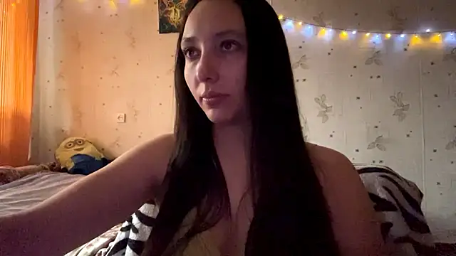 SheeringGape online show from 06-15-26, 01:17