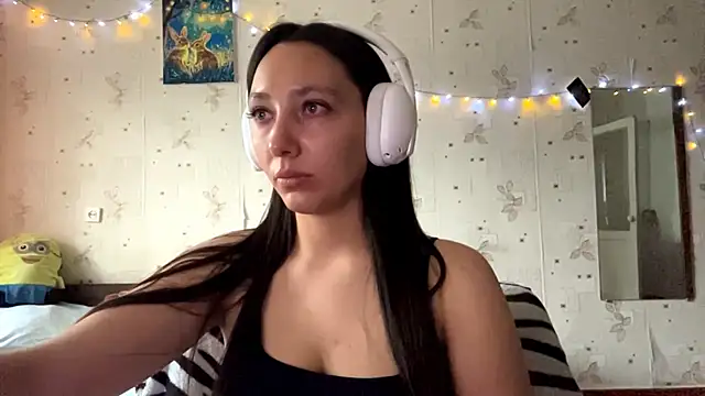 SheeringGape online show from 05-28-26, 01:35