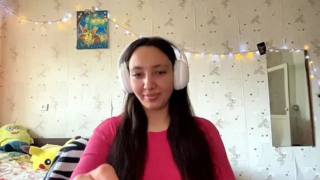 SheeringGape online show from 05-18-26, 01:17