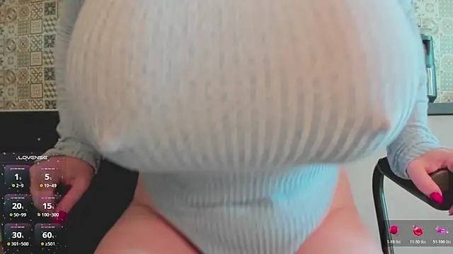 BrinaLovee online show from 06-11-26, 06:32