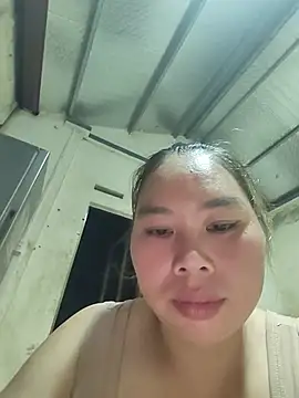 Snapshot of Banana-zz chatting on 07-31-26, 03:20 Banana-zz online show from 07-31-26, 03:20