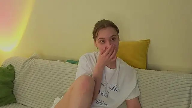JolieDerringer online show from 06-03-26, 07:31