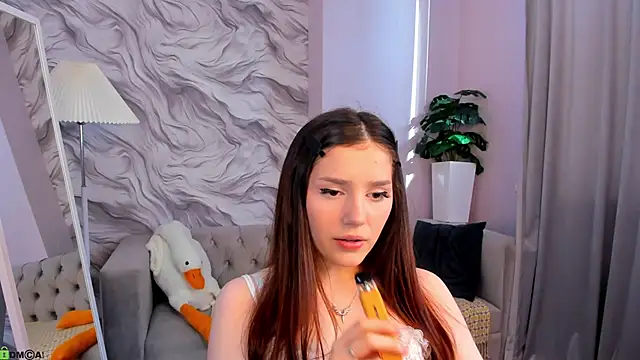 Lonny Peach online show from 05-30-26, 03:13