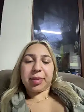 AmandaSnack online show from 05-10-26, 09:27