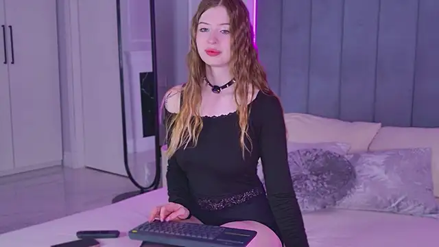 Annie Meow online show from 05-31-26, 05:35