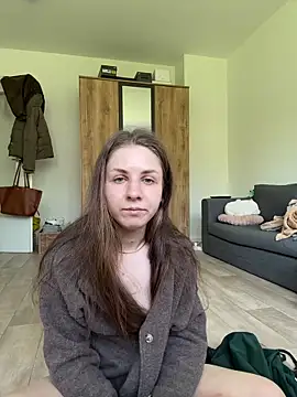 SweetLuna96 online show from 05-03-26, 12:20