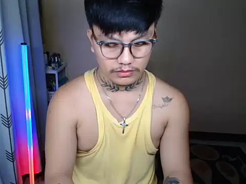Snapshot of Ashtonfuckingboi chatting on 07-03-26, 07:26 Ashtonfuckingboi online show from 07-03-26, 07:26