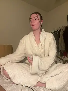 Snapshot of daisycollins chatting on 05-20-26, 10:12 daisycollins online show from 05-20-26, 10:12