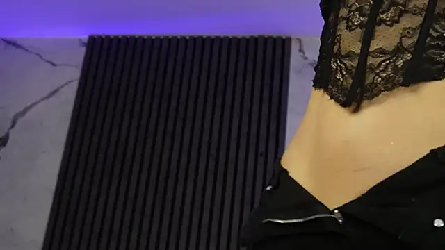 MiaVelvety online show from 06-24-26, 07:33