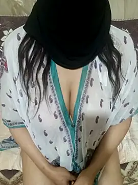 spicydalou3a online show from 05-26-26, 01:04
