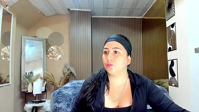 BBWLuxuryMuse online show from 06-02-26, 11:21