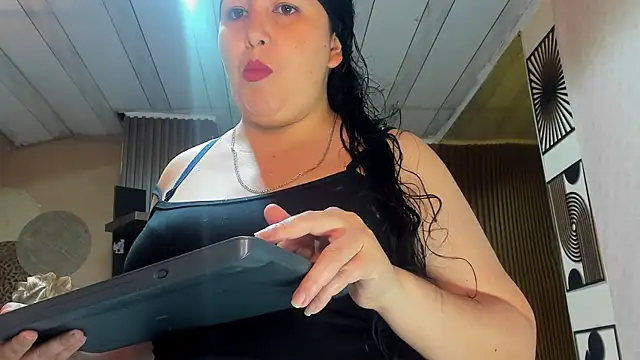 BBWLuxuryMuse online show from 05-21-26, 11:29