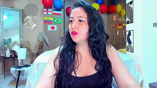 BBWLuxuryMuse online show from 06-16-26, 11:54