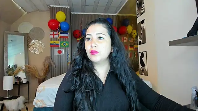 BBWLuxuryMuse online show from 06-17-26, 11:42