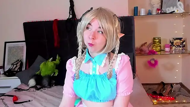 AlexxisSkky online show from 05-24-26, 05:07