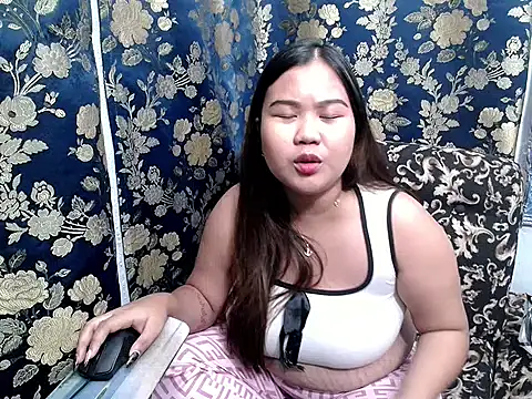 hotchickgirl online show from 05-11-26, 02:45