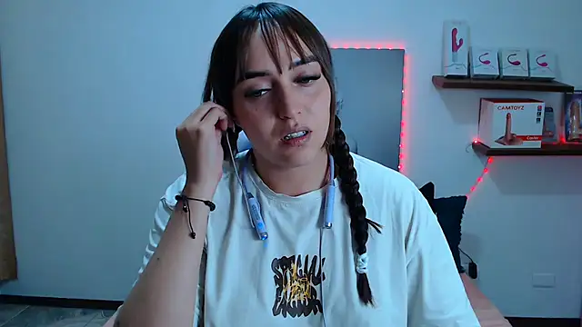 anyela bubble18 online show from 06-27-26, 04:18