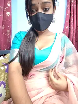 Snapshot of Menaxi_Baby7 chatting on 06-17-26, 07:30 Menaxi Baby7 online show from 06-17-26, 07:30