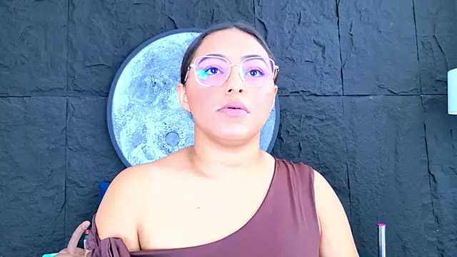 JessiBannkss online show from 06-24-26, 12:37