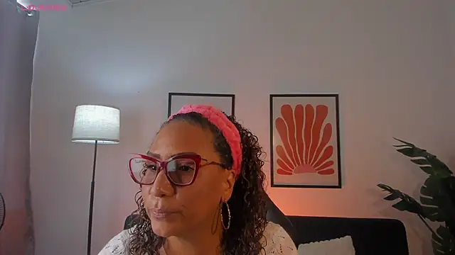 Eva-Millss online show from 05-14-26, 08:06