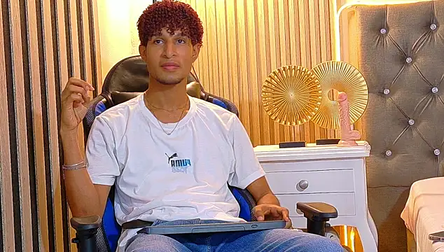 Alex Bloom online show from 06-24-26, 07:22