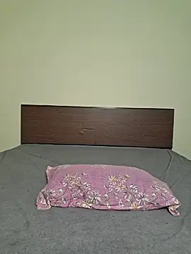 Hot-CouplesX online show from 05-30-26, 06:35